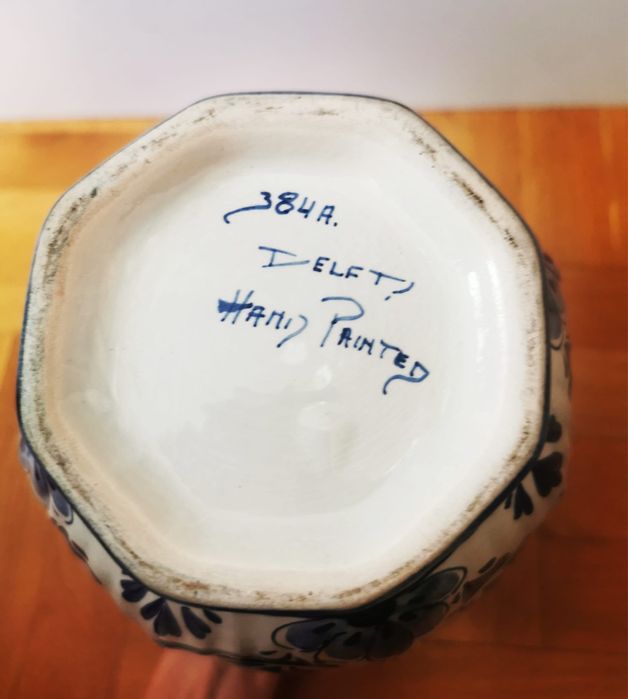Антикварна порцеланова холандска купа урна Делф Delft