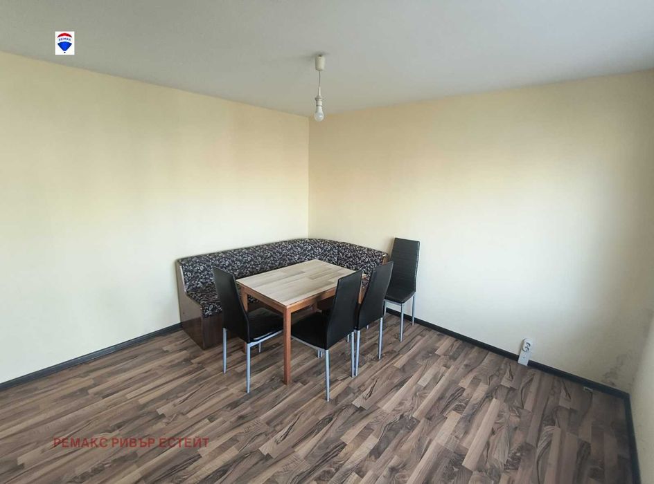 Четиристаен апартамент за продажба кв. Чародейка Юг