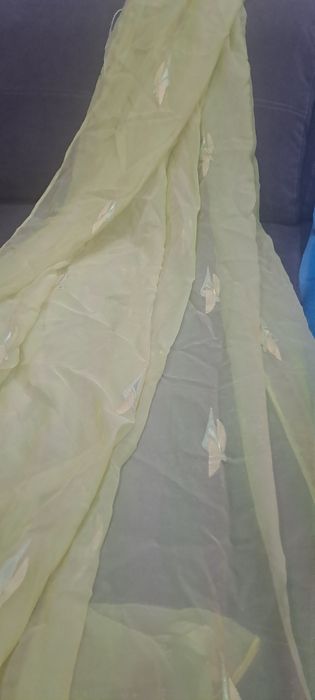 Perdea cu rejansa. 4.70 m.la 70 lei .