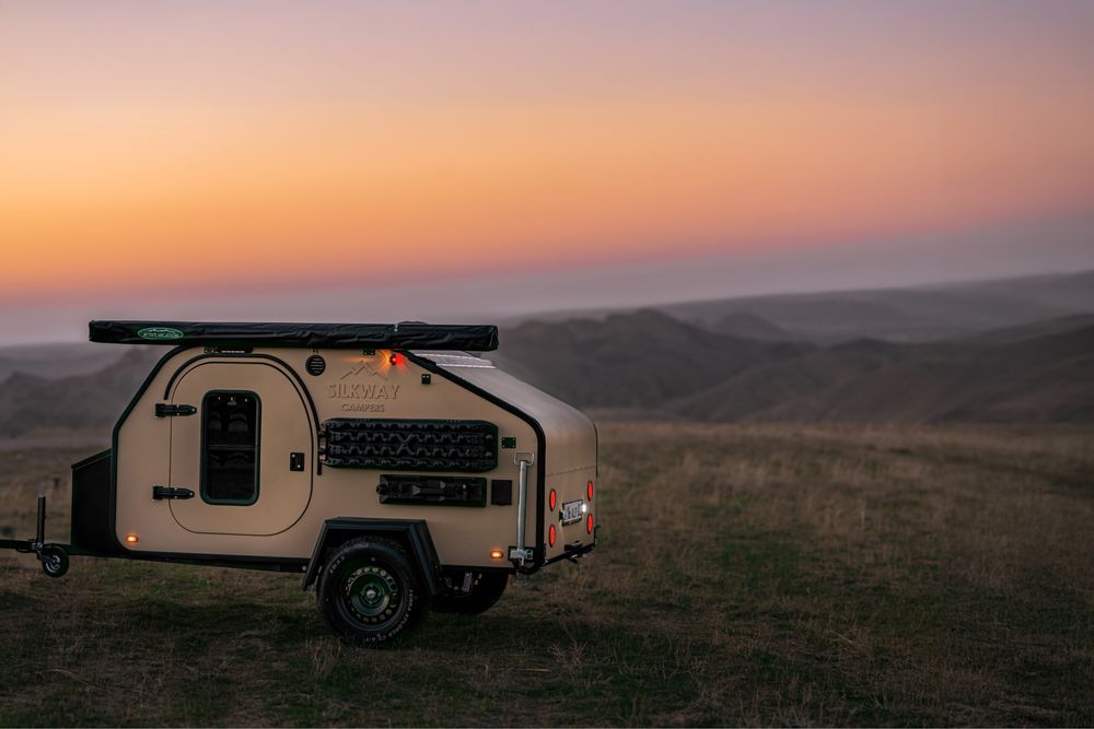 Прицеп-автодом кемпер