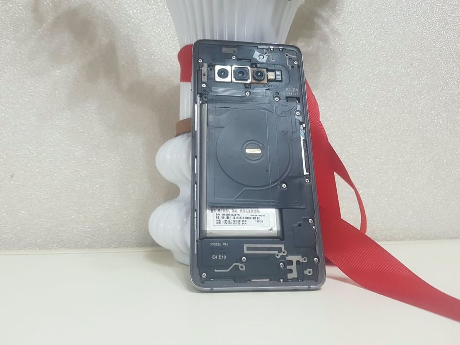 Samsung s10, без экрана