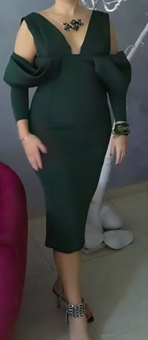 Vand rochie de ocazie