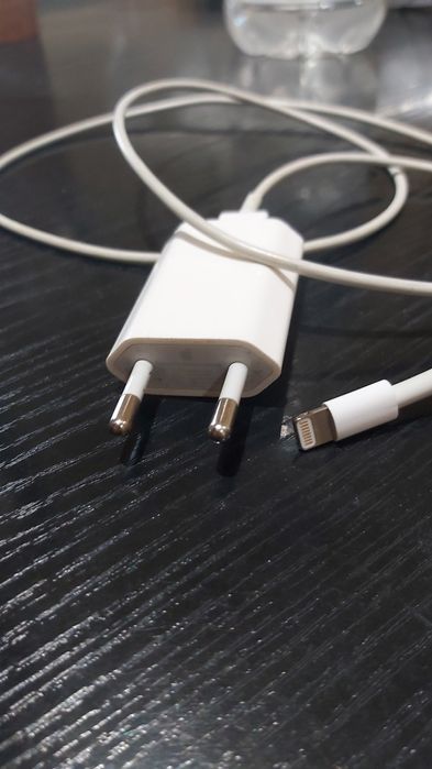 Продавам части за Iphone 8/7