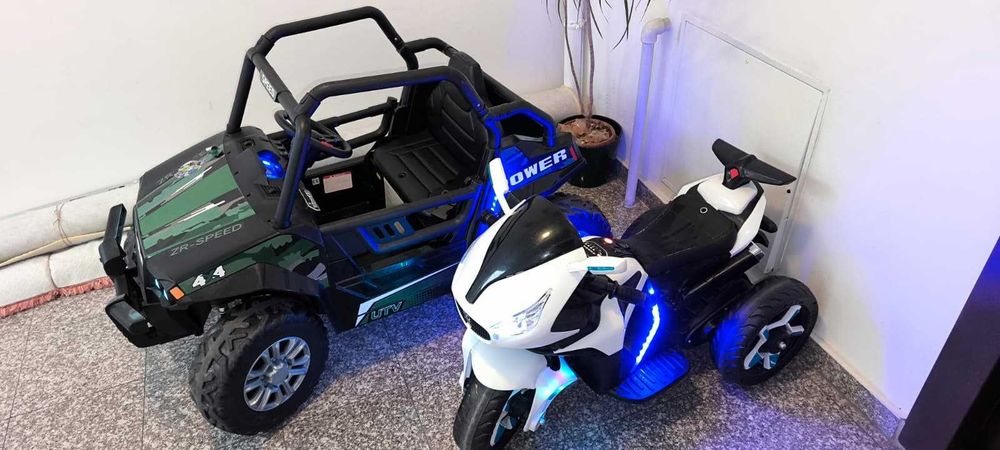 Masina electrica 4x4 12V copii cu roti EVA scaun piele Nichiduta UTV