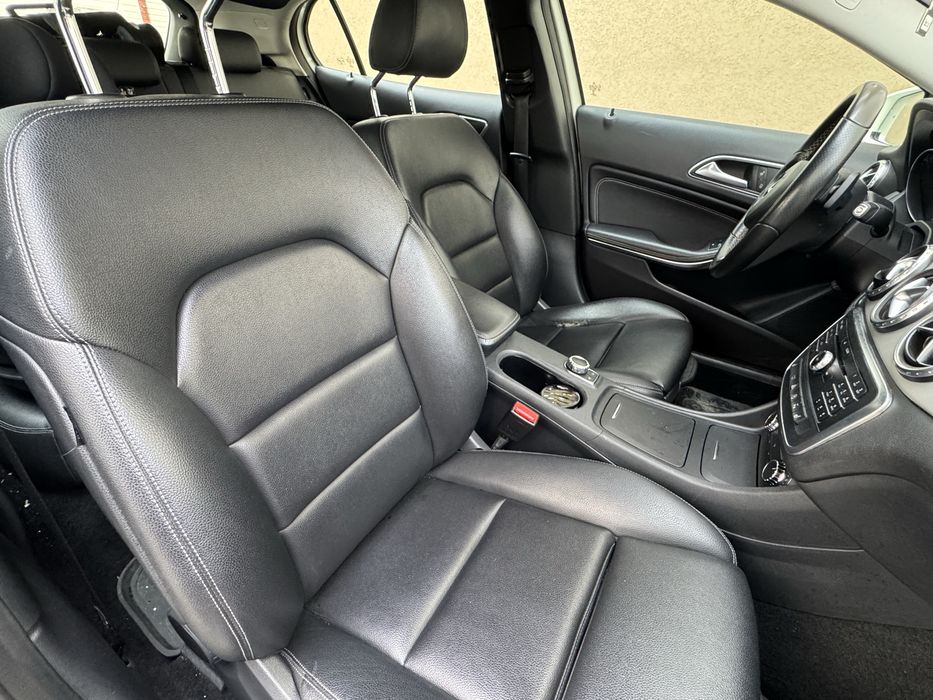 Mercedes-Benz GLA 180D