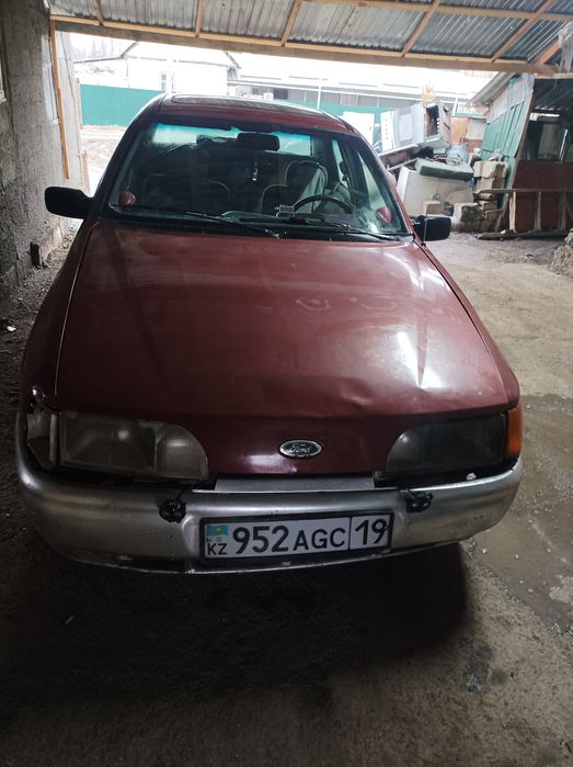 Продам машину срочно