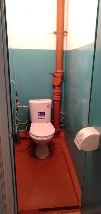 Сдам 2 комнатную квартиру.