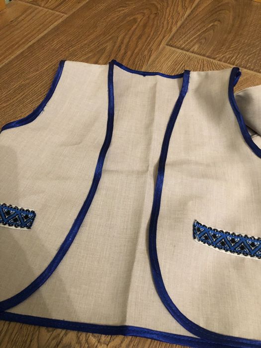 Costum traditional baietel albastru