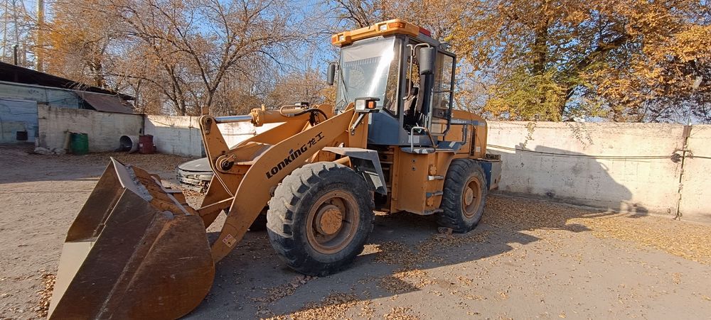 Продам погрузчик.