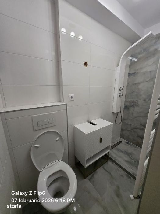 Inchiriere- Apartament Modern 2 Camere – Proaspat Renovat Etaj 2