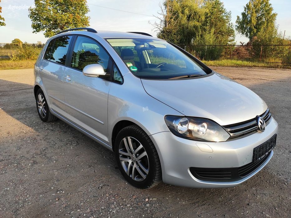Inchirieri auto Aeroport Iasi - chirie auto - masini de închiriat -