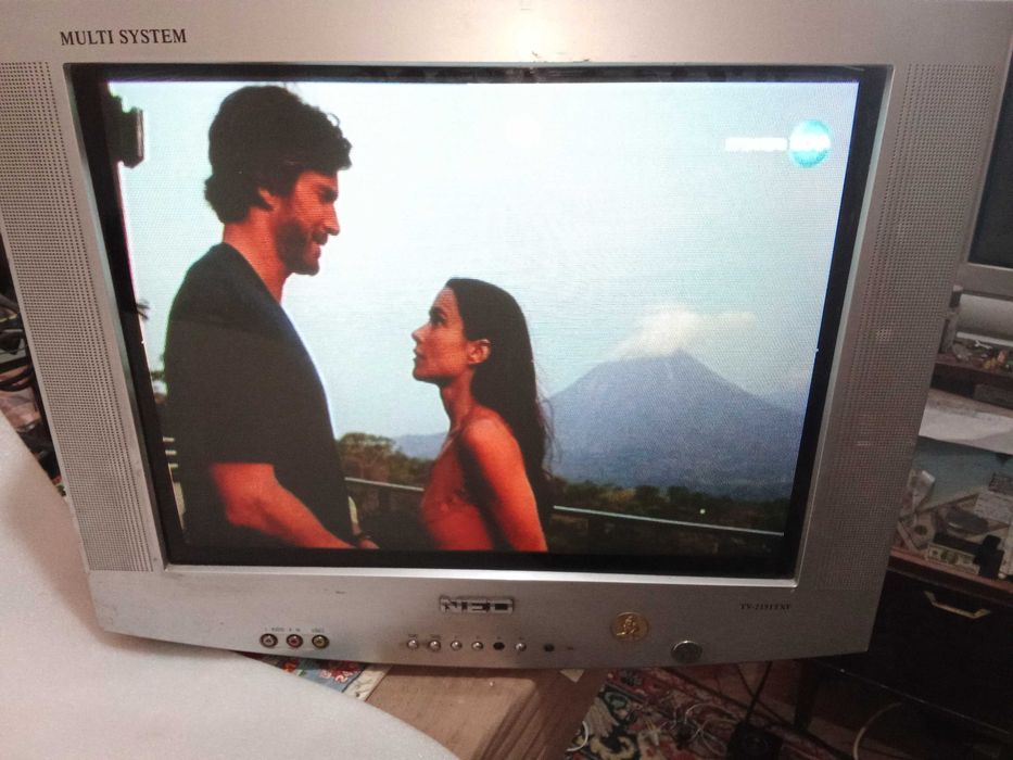 Телевизори JVC,Samsung,Neo,