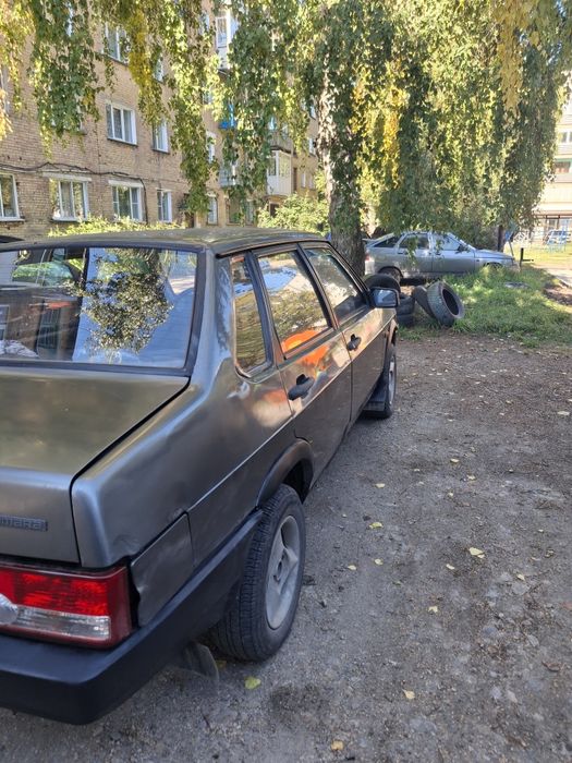 Продам ваз 21099