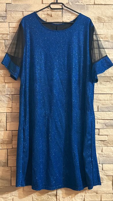 Дрехи само пробвани