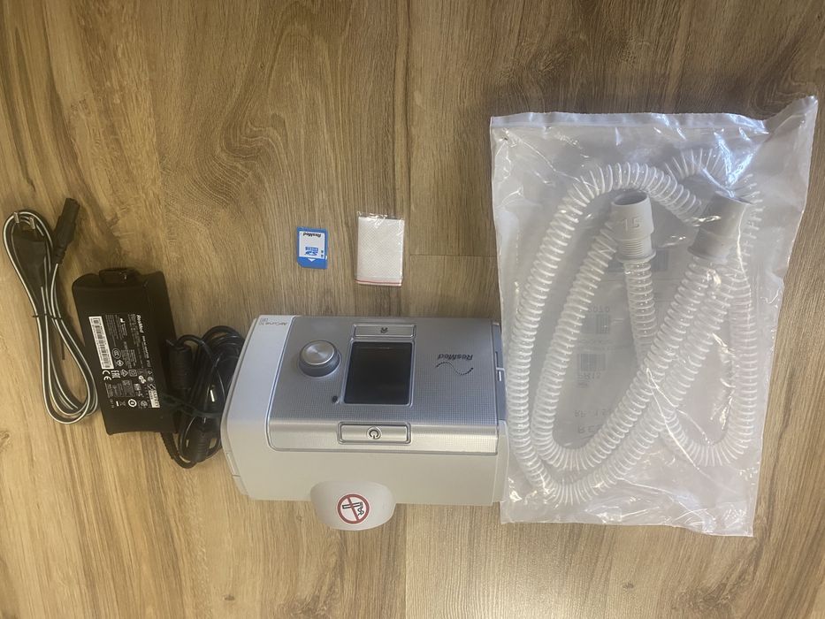 Aparat BiPap pt apnee model Resmed AirCurve 10 ST