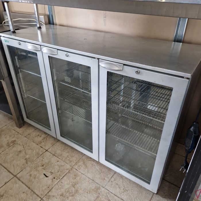 Vitrina calda si rece, cu banc și bain marie