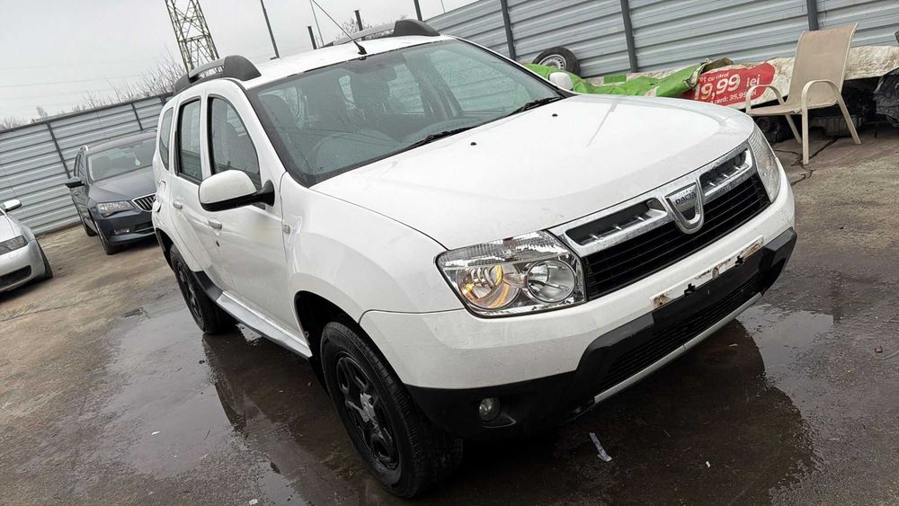 Fata completa /  Piese Dacia Duster 1.5 DCI EURO 5 4x4 127.000 km