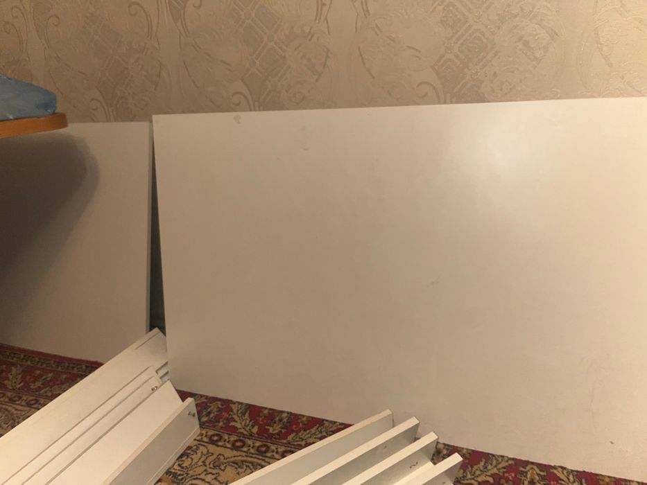 Продам столы хорошие