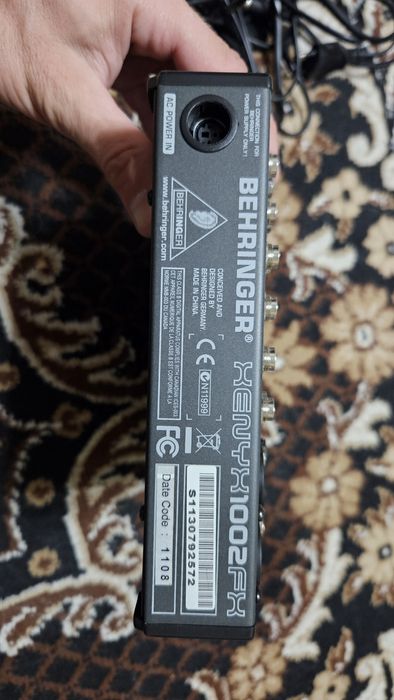 Микшерный пульт behringer 1002fx