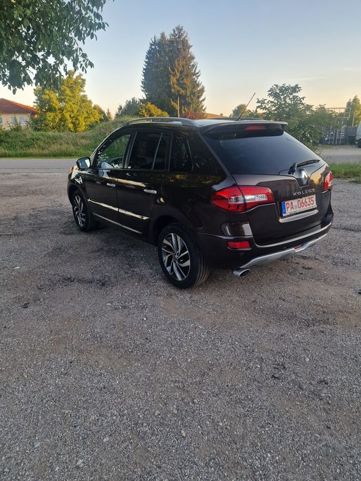 Renault Koleos 2.0
- scaun reglabil, cu funcție de încălzire pentru șo