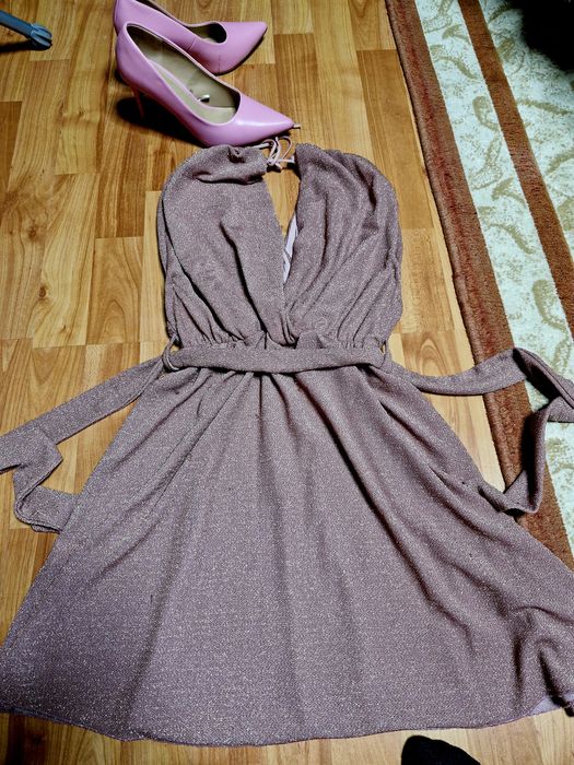 Rochie roz cu sclipici