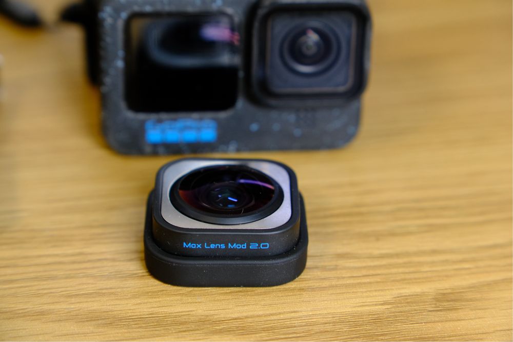 GoPro 12 Black + Max Lens Mod 2.0 + 3 baterii