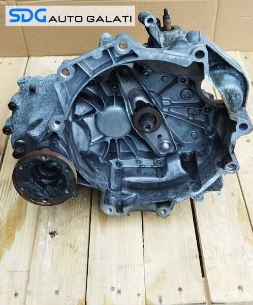 Cutie Viteze Manuala in 5 Trepte cu Start Stop Cod LGQ VW Golf 6 1.2 TSI 2008 - 2014