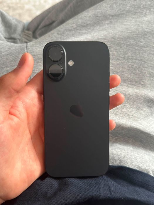 Iphone 16, с коробкой