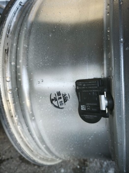 16" оригинални алуминиеви джанти за Mitsubishi Outlander,Asx...