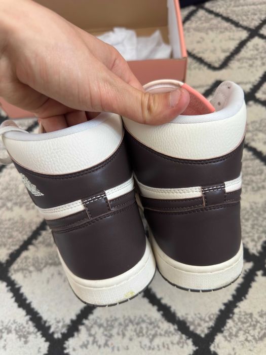Nike Air Jordan 1 Retro High OG Light Madder Root Brown Maro Marime 43 Aproape Noi Cu Cutie