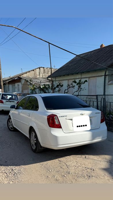 Lacceti 2013 1.6 Avtomat