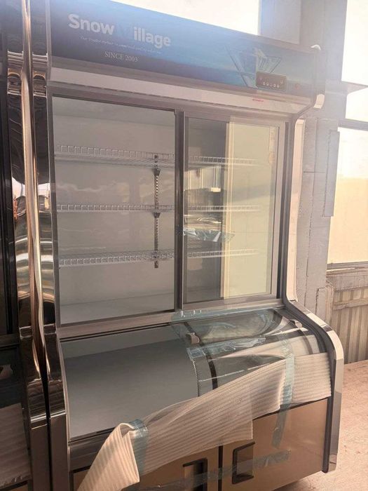 Snow Village Vitrinniy xolodilnik HY-1200w (528L)