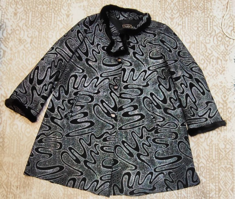 Кожаная куртка 52-54 р