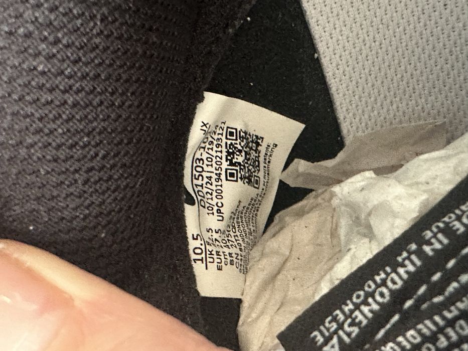 Продам кроссовки Nike