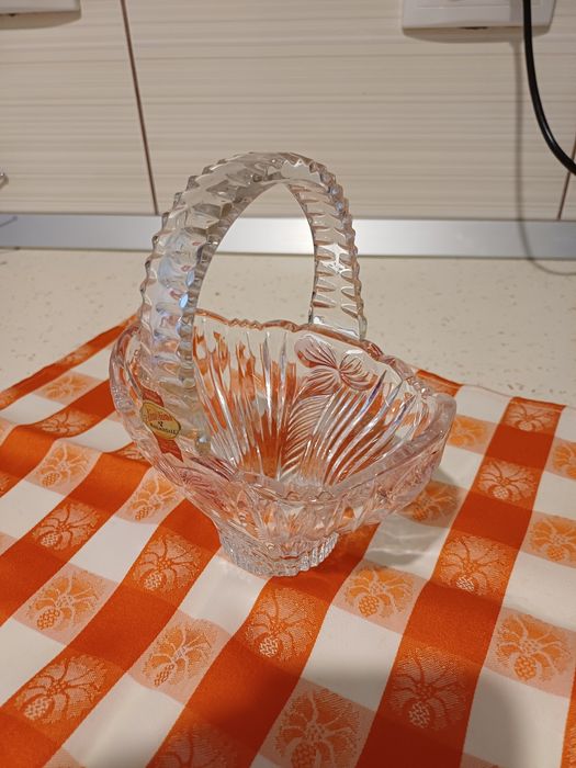 Coșuleț bomboniera de cristal