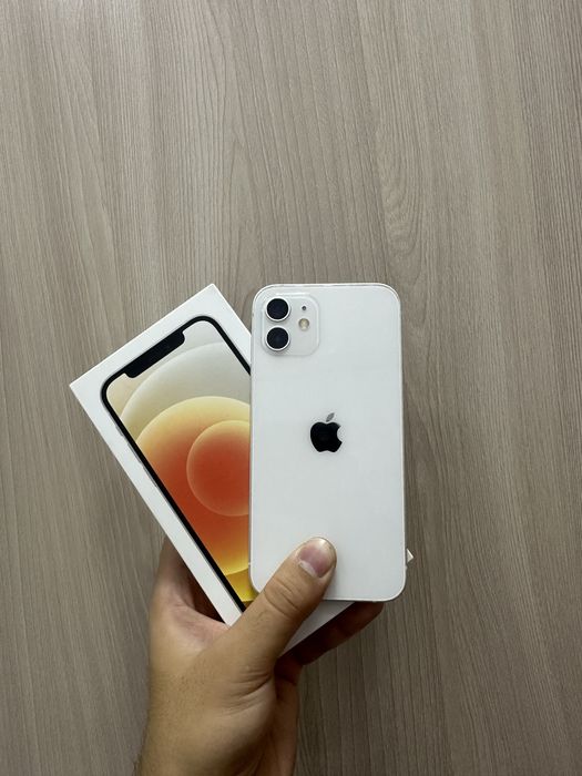 Продам Айфон 12 64GB 76%