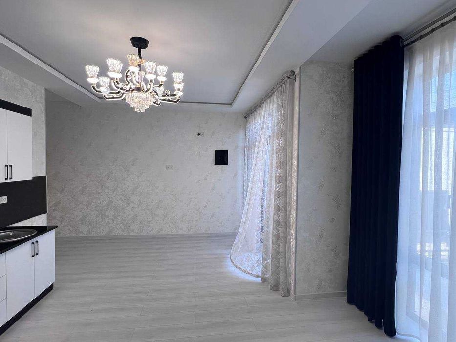 Продается новый 4х комнатный евро дом на Файзабаде