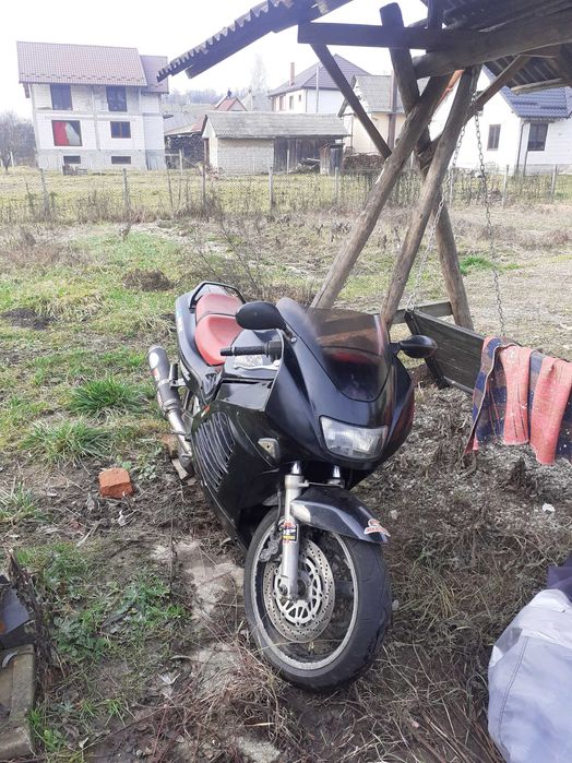 Vand suzuki rf 900rr din 94