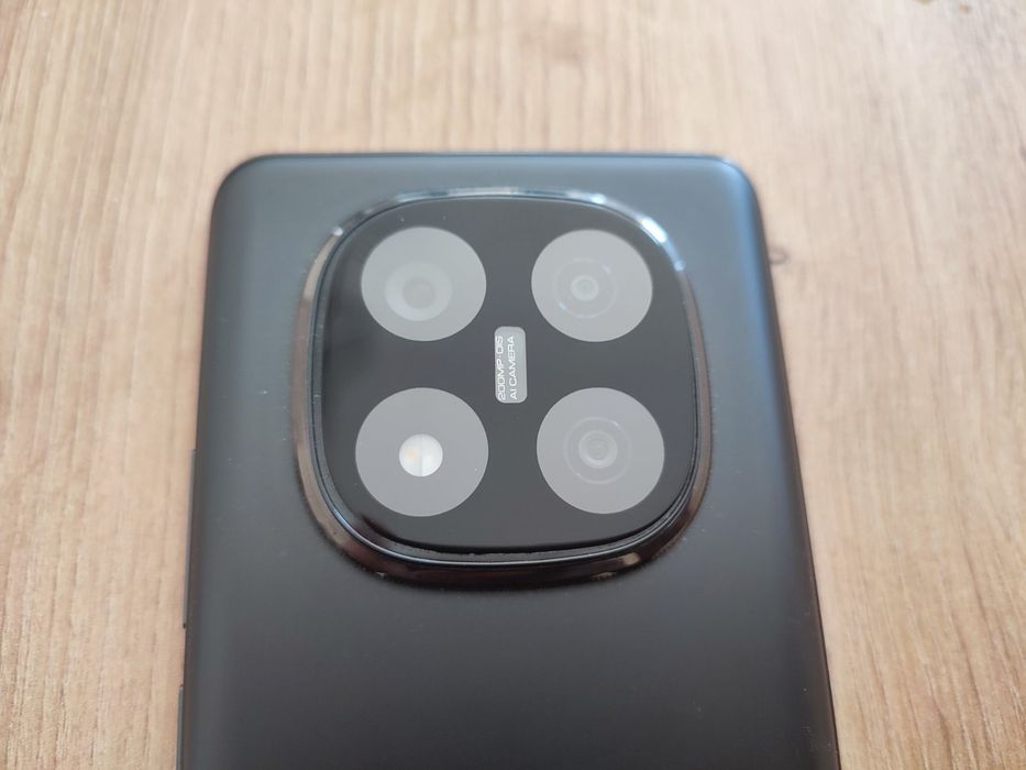 Продавам телефон REDMI NOTE 14 PRO+5G