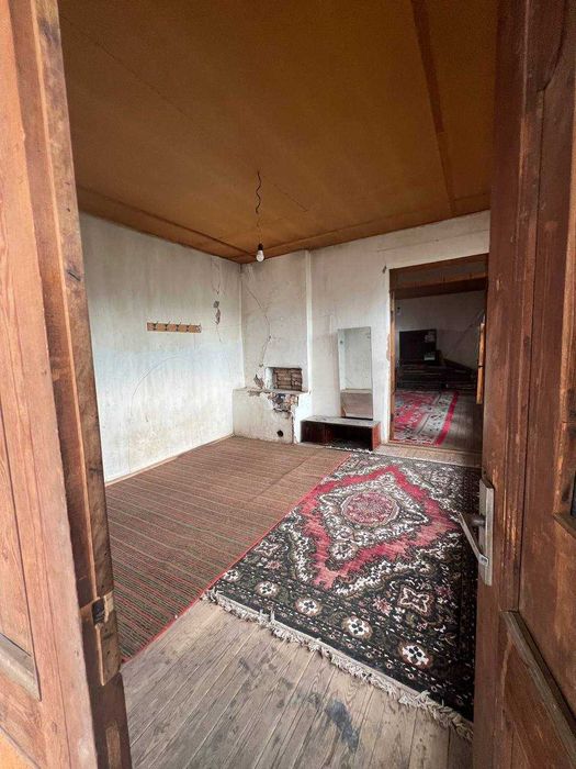 Kvartira qizlar uchun