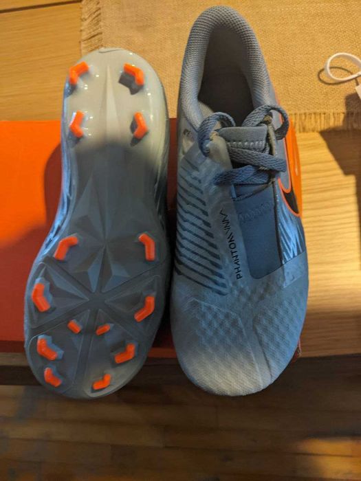 Детски калеври NikeSkin Phantom Venom 31.5 номер