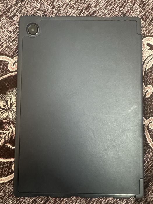 Продам планшет Tab A8