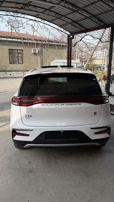 Byd tang dm-i 1200km