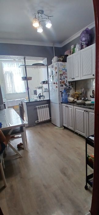 Продаётся срочно 4х ком кв ленг пр.цена 24мил. 4эт.