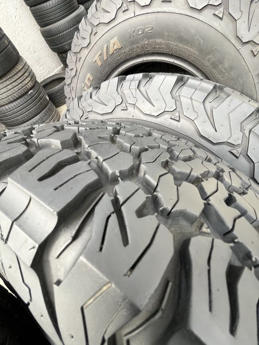 Bf Godrich Al terrain 235/70/16 dot 2020