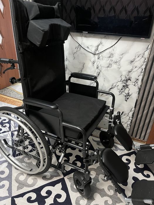 Продам кресло-коляску Silver 110