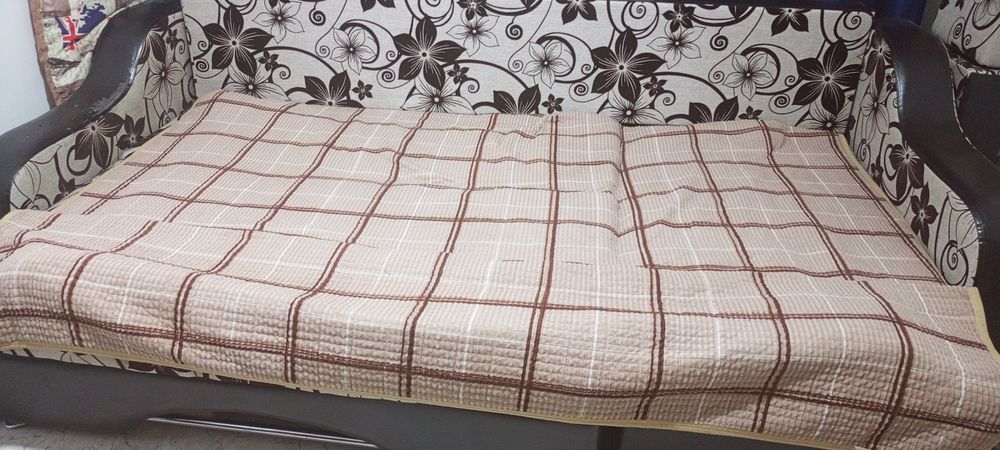 Продам диван и шкаф