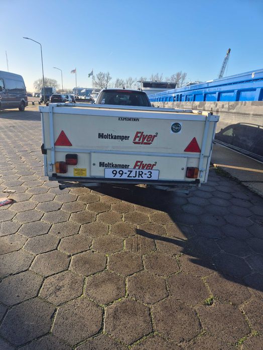 Remorca pentru camping