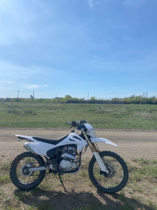 Эндуро 250 кубов