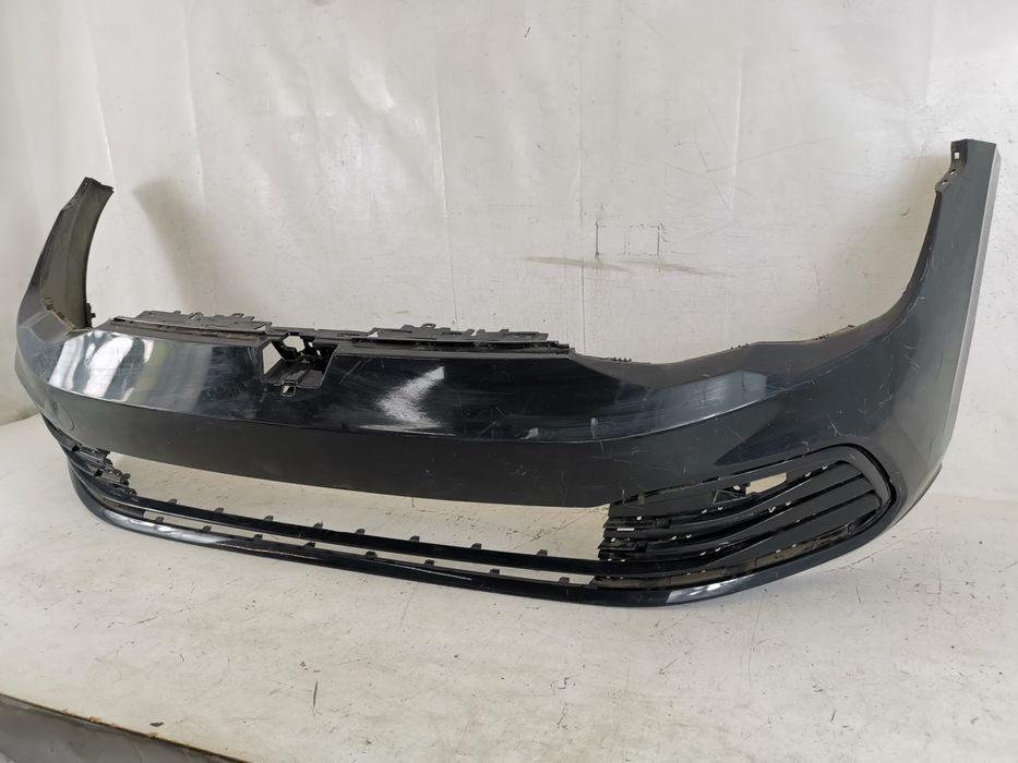 Предна броня Фолксваген VW Golf 8 [ - ] Оригинална и в добро състояние